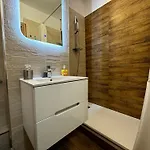 Cozy North View By Chr Luxury Propery