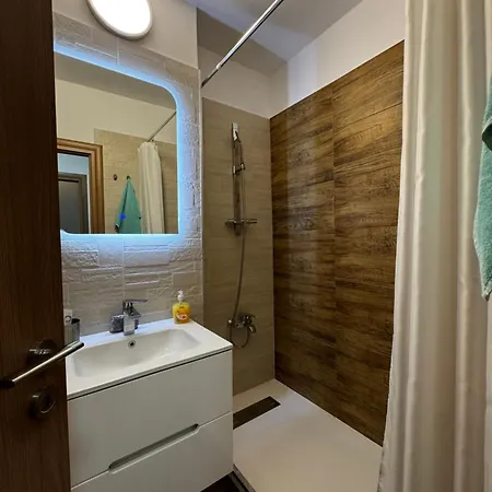 Cozy North View By Chr Luxury Propery דירה