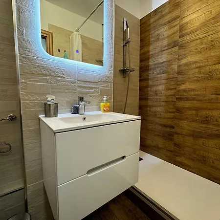 Cozy North View By Chr Luxury Propery * Bukarest