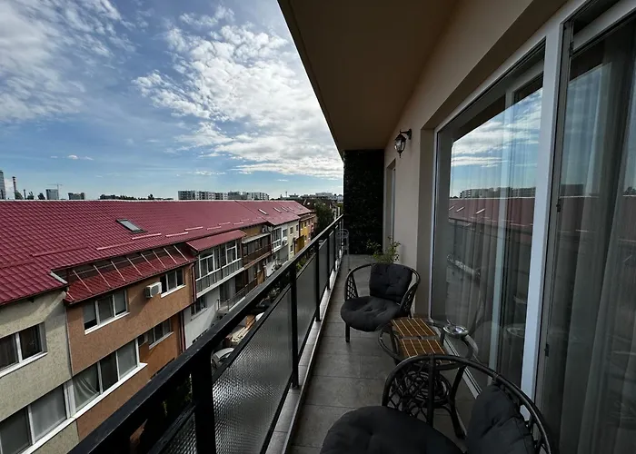 Apartment Cozy North View By Chr Luxury Propery